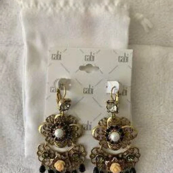 NEW in Box - CAbi Cha Cha Earrings - Picture 2 of 2
